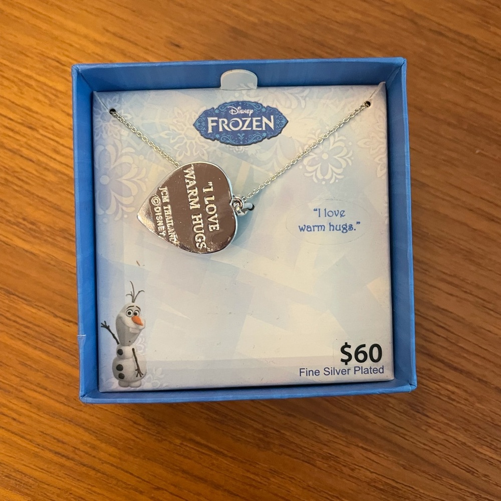 NIB Disney Frozen‎ Olaf necklace - Picture 2 of 3